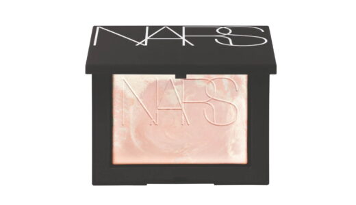 NARS「マーブル模様」の限定リフ粉、パール煌めくパステルピンクでふんわり血色感UP