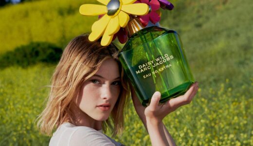 マーク ジェイコブスの花束フレグランス「デイジー」夏、“チョコレートデイジー”の香り